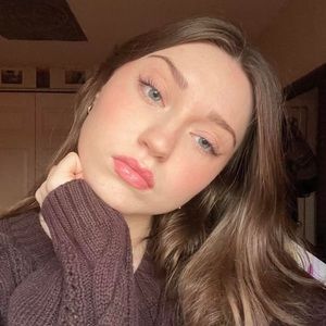 Meet your Posher, Michaela